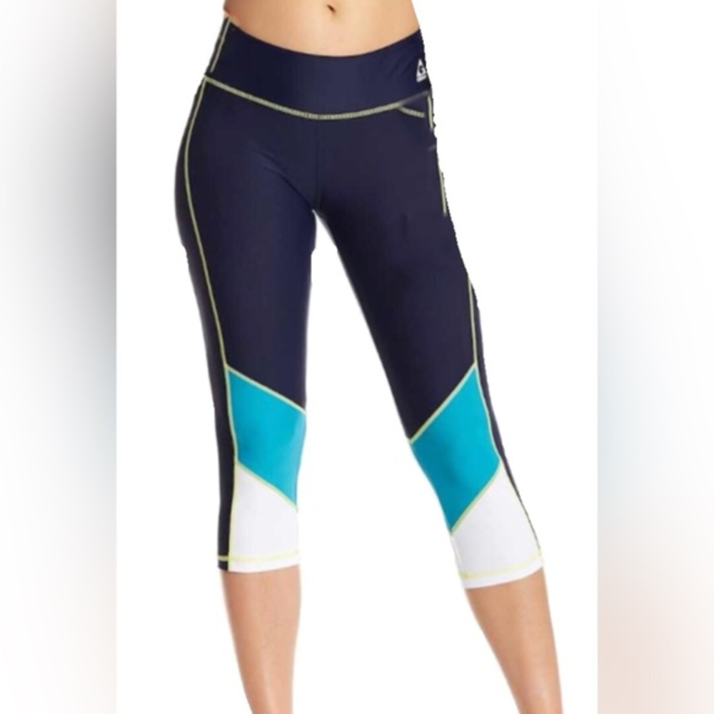 NWT Colorblock Athletic Capris UPF 30 Quick Dry Large